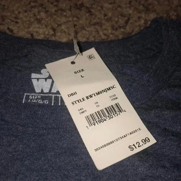 NWT Men’s Star Wars Mandalorian T shirt Size Large - Picture 2 of 3